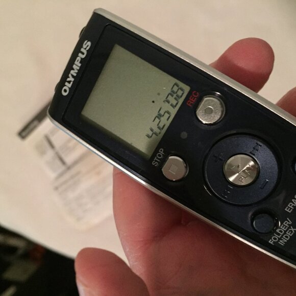Olympus VN-3100PC Handheld Digital Voice Recorder w/Instructions Tested  Tested/ - Picture 1 of 5